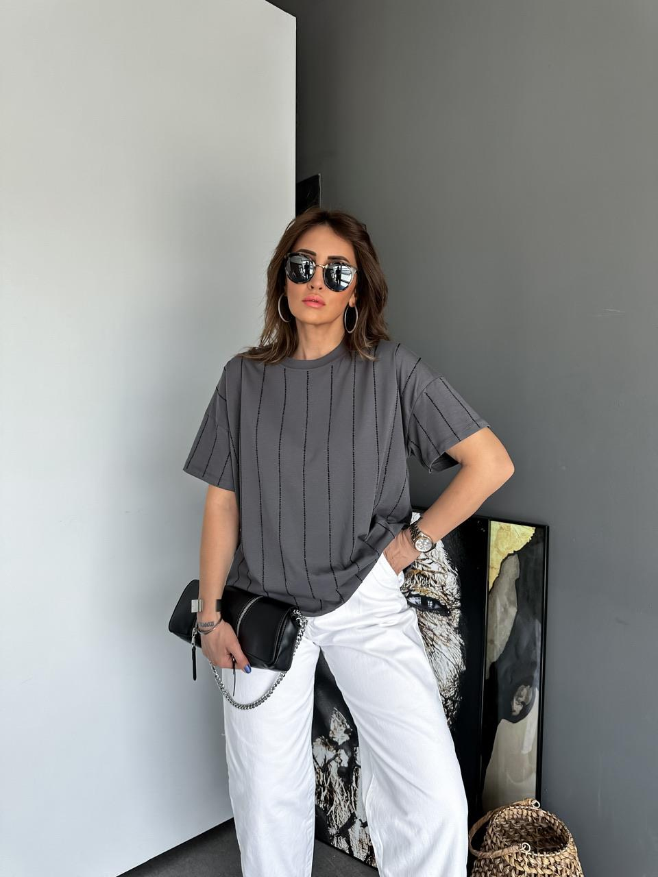 Gri Siyah Taşlı Tshirt