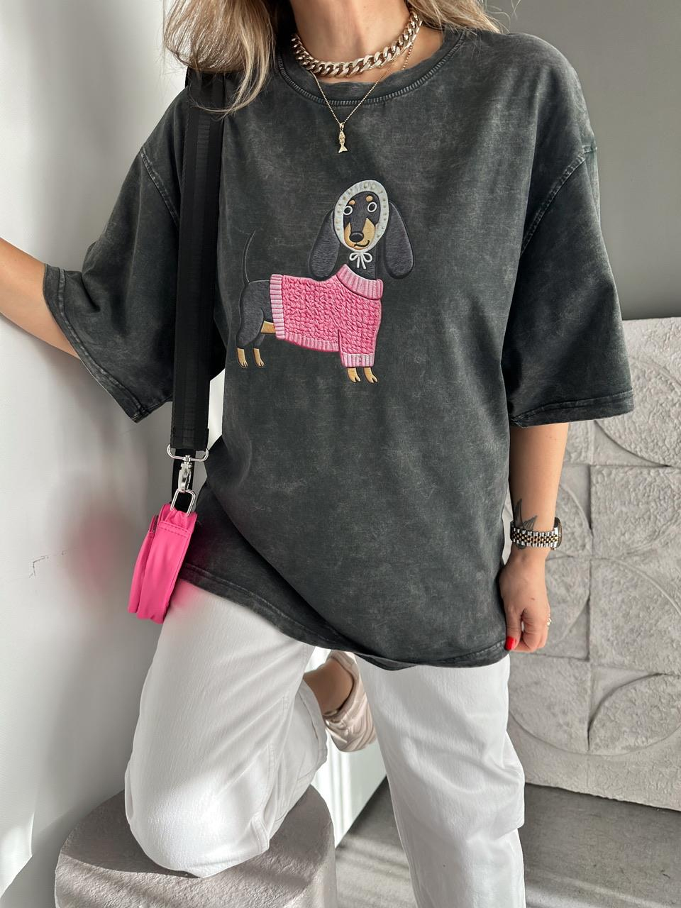 Gri Sosis Köpek Yıkamalı Tshirt