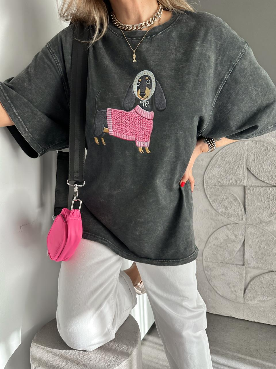 Gri Sosis Köpek Yıkamalı Tshirt