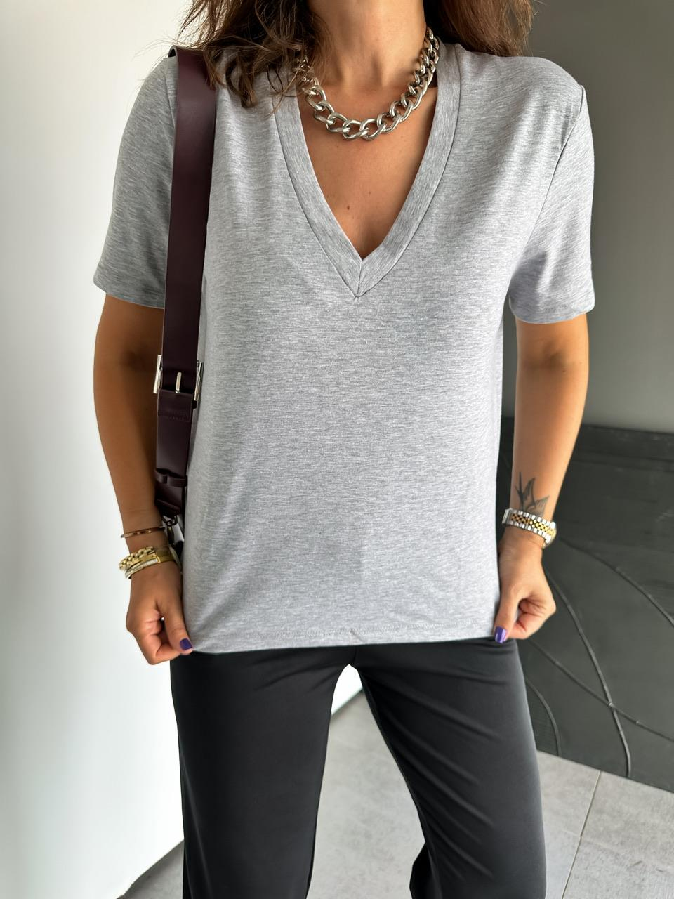 Gri V Yaka Cotton Tshirt