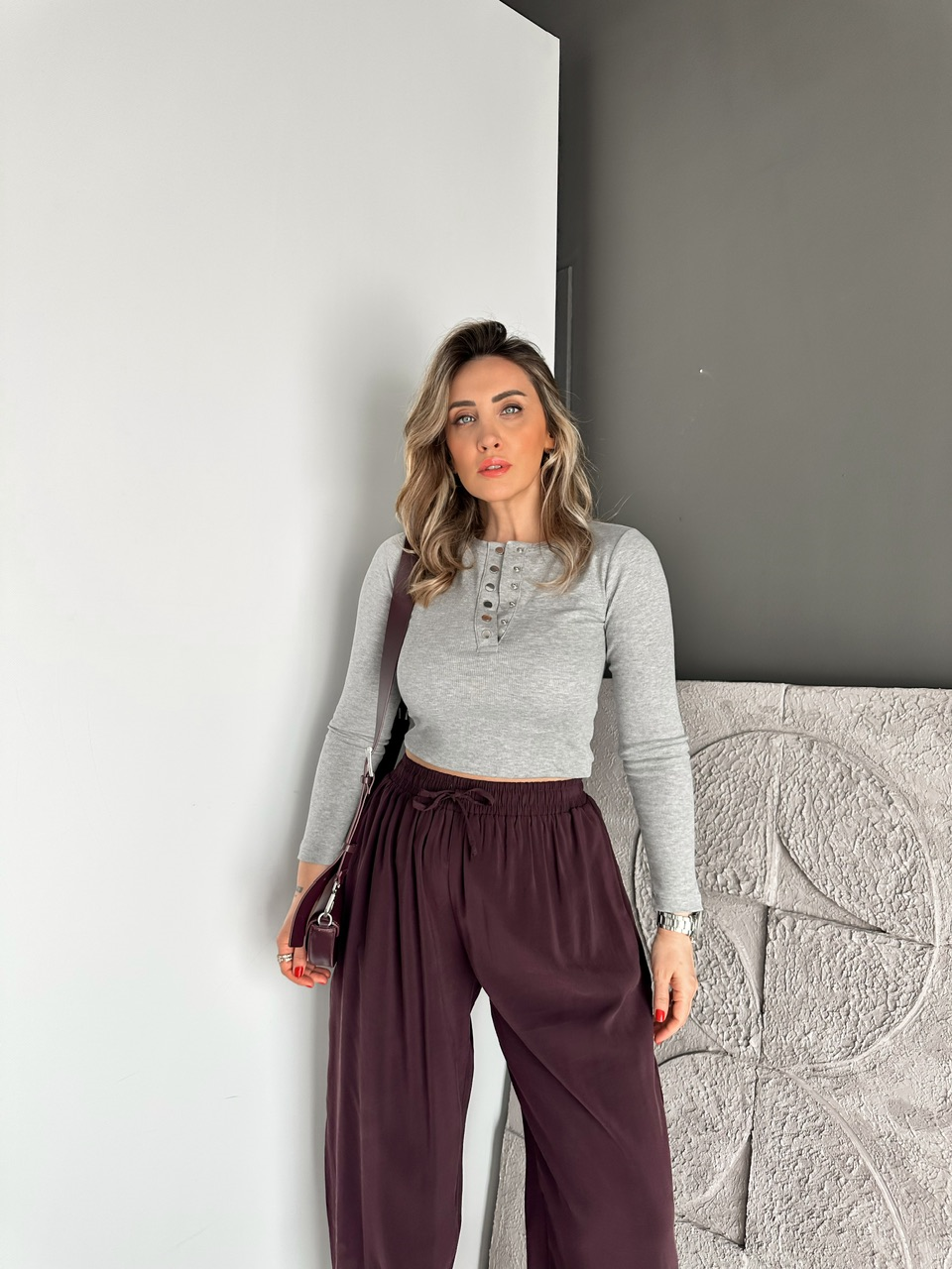 Gri Yakası Cıtcıtlı Orijinal Fitilli Tshirt
