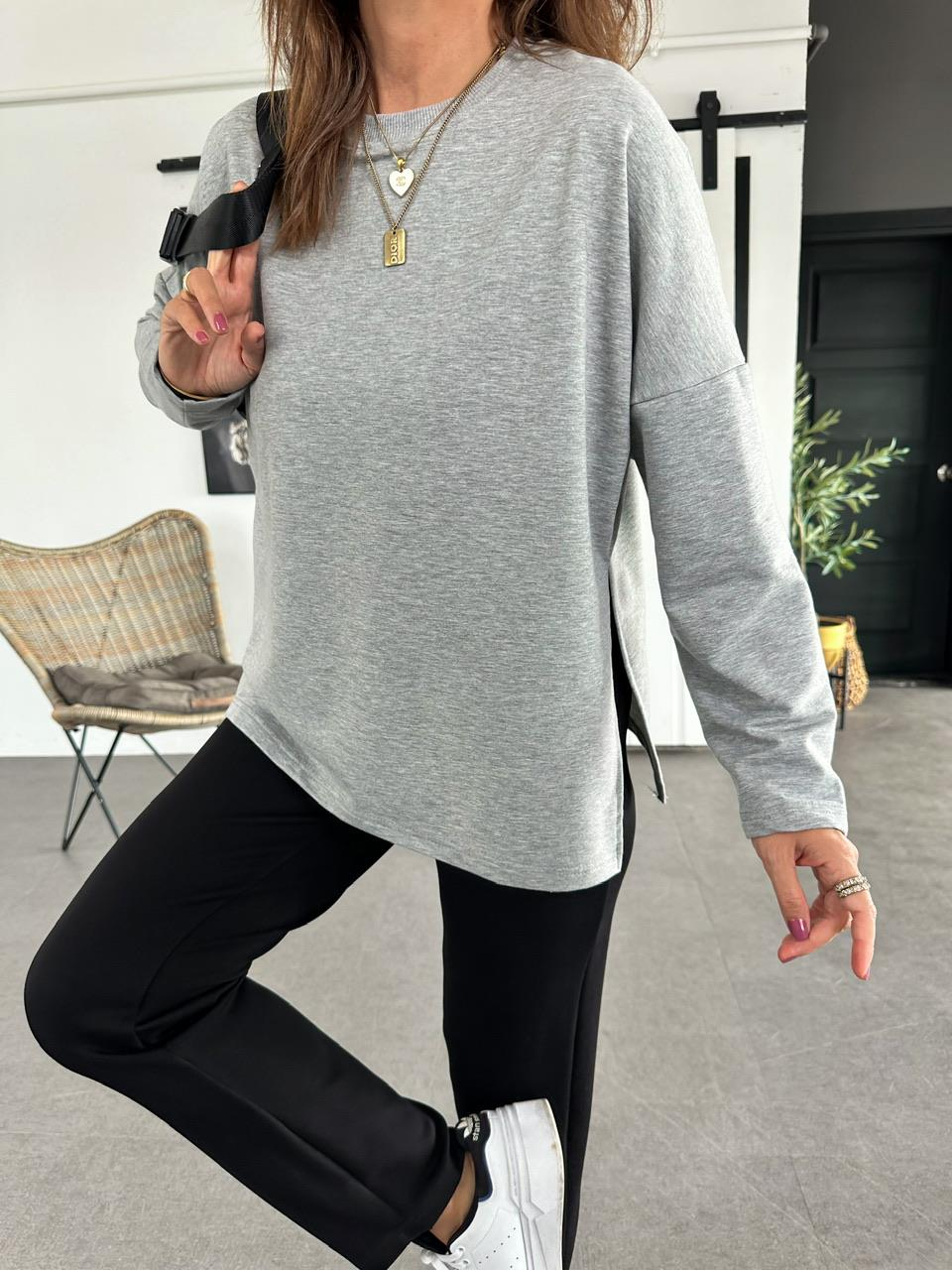 Gri Yanı Yırtmaçlı Sweatshirt