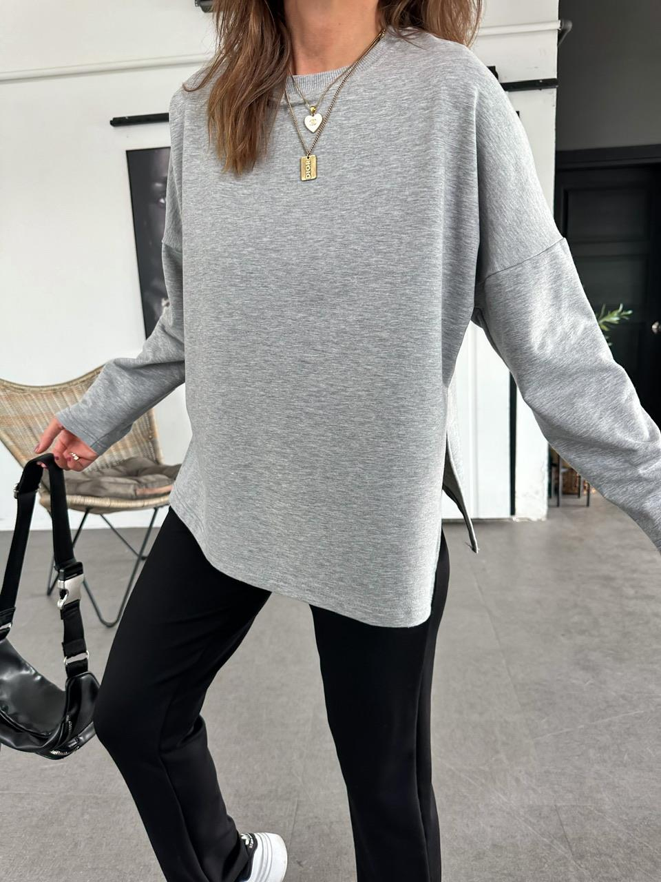 Gri Yanı Yırtmaçlı Sweatshirt