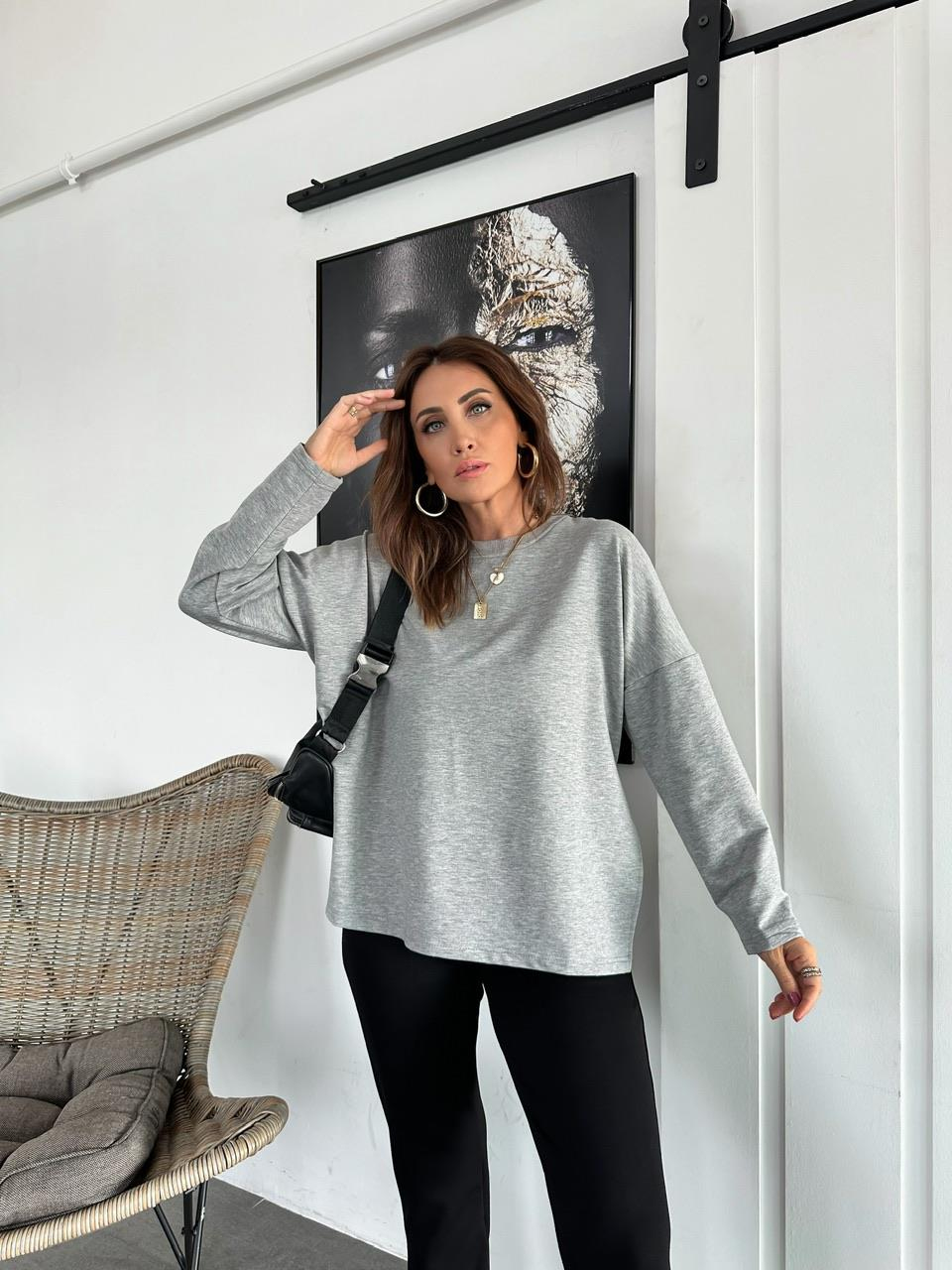 Gri Yanı Yırtmaçlı Sweatshirt
