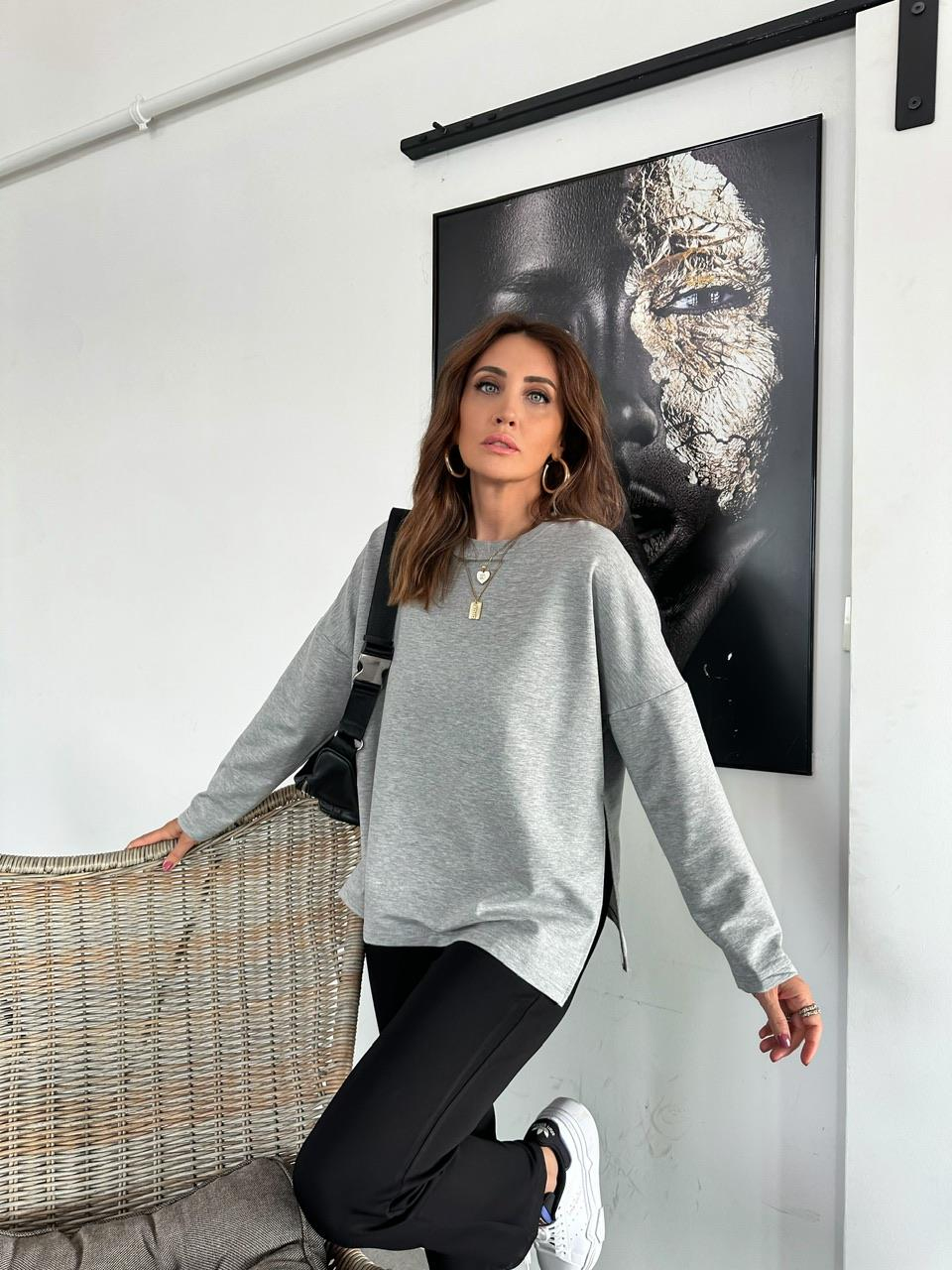 Gri Yanı Yırtmaçlı Sweatshirt