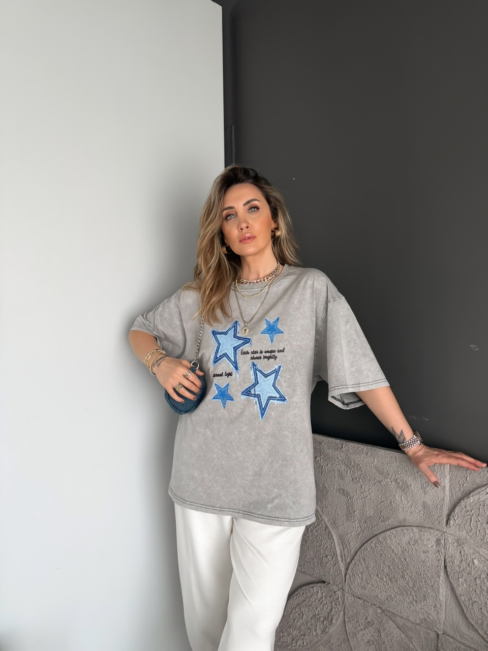 Gri Yıldız Baskılı Tshirt