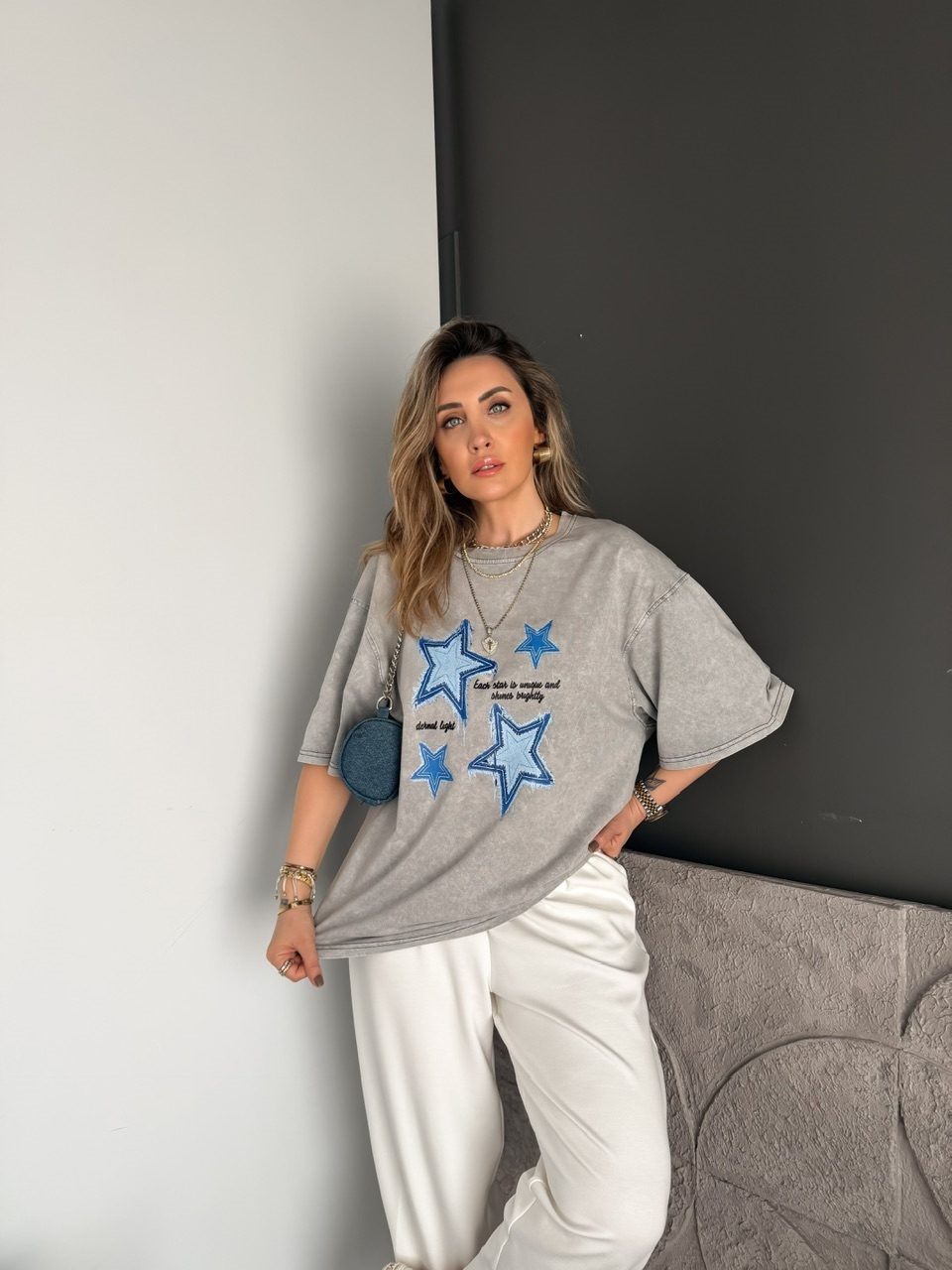 Gri Yıldız Baskılı Tshirt