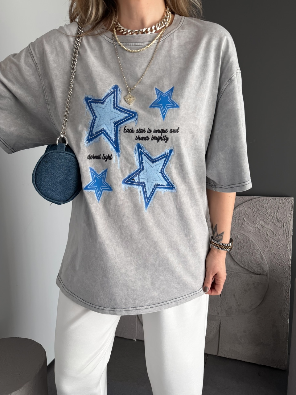 Gri Yıldız Baskılı Tshirt
