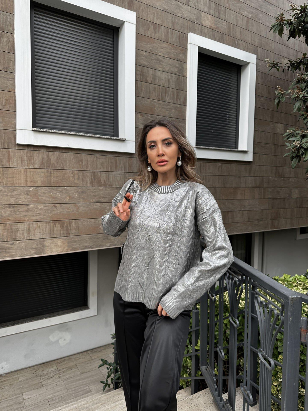 Gümüş Saç Örgülü Bisiklet Yaka Kazak