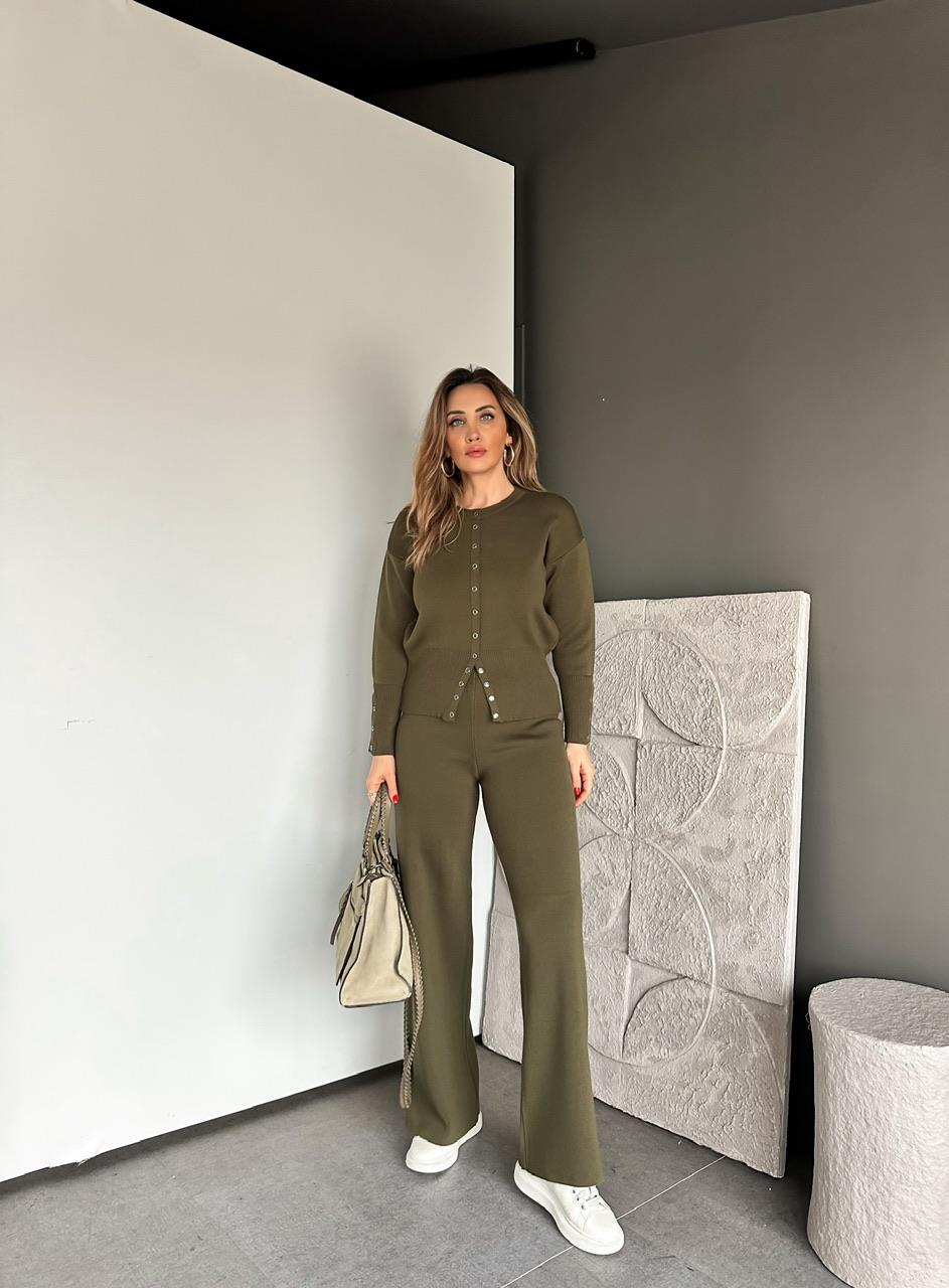 Haki Çıtçıt Detaylı Triko Takım