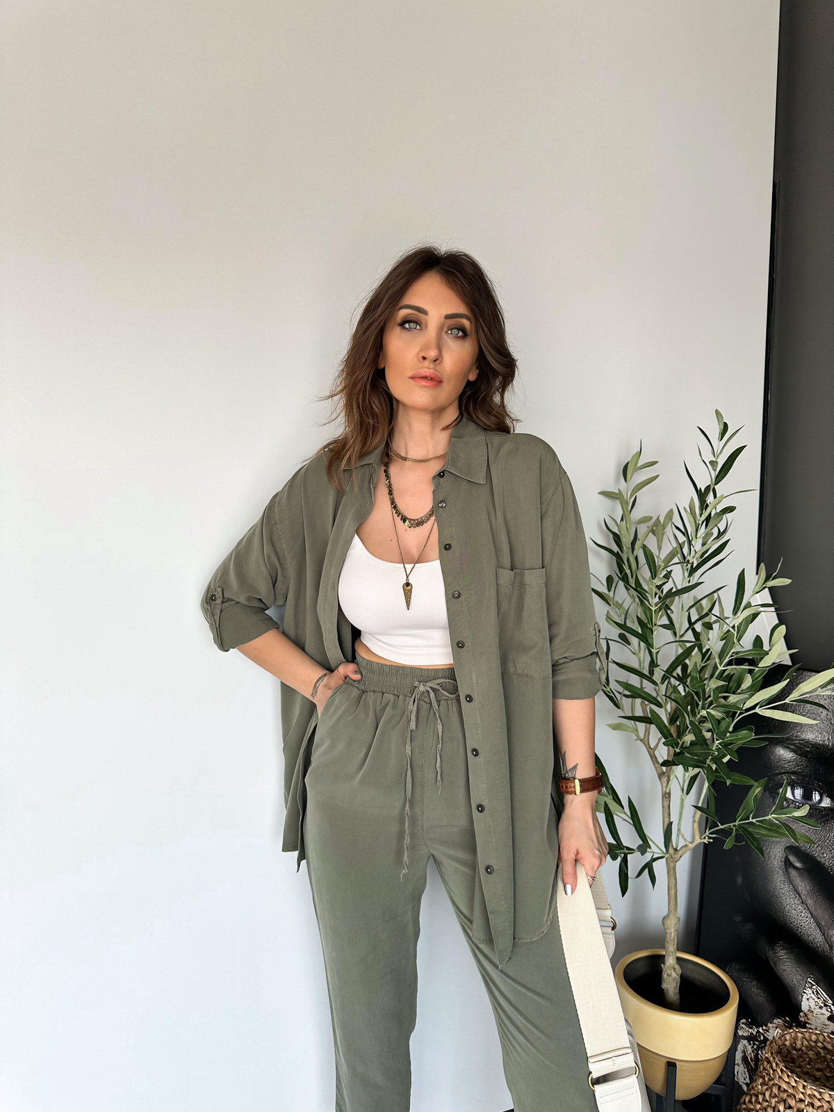 Haki Gömlekli Cotton Takım