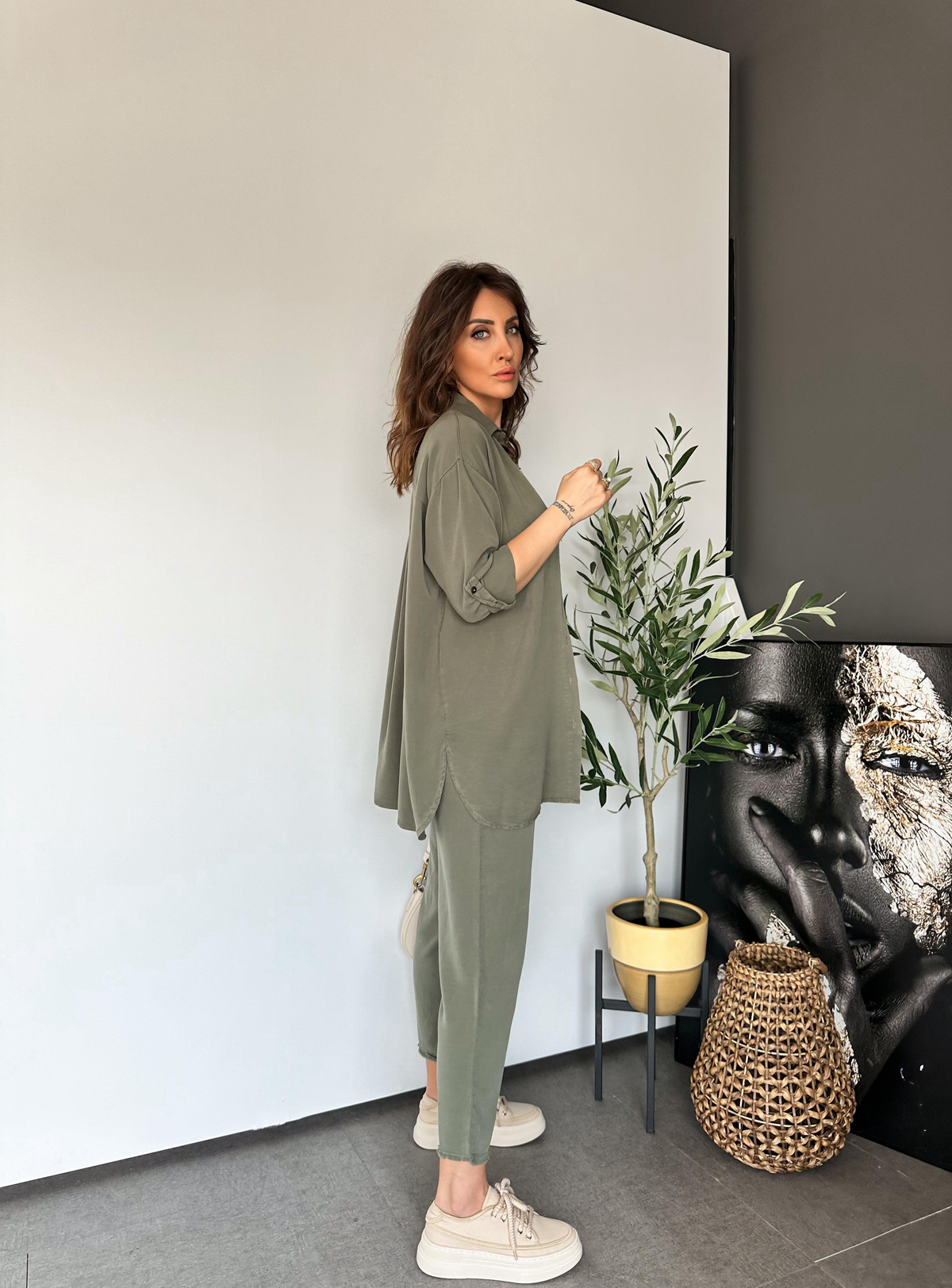 Haki Gömlekli Cotton Takım