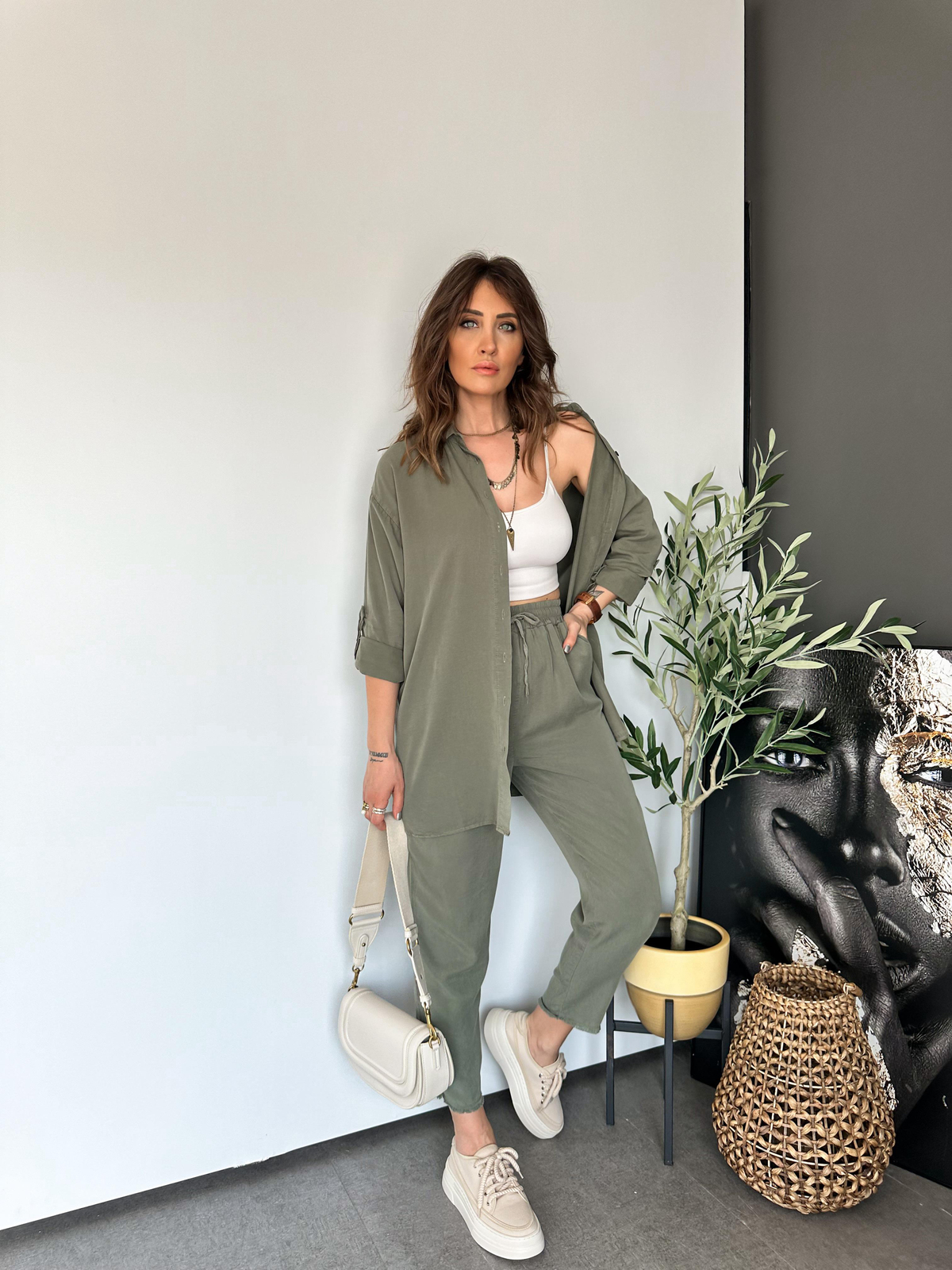 Haki Gömlekli Cotton Takım