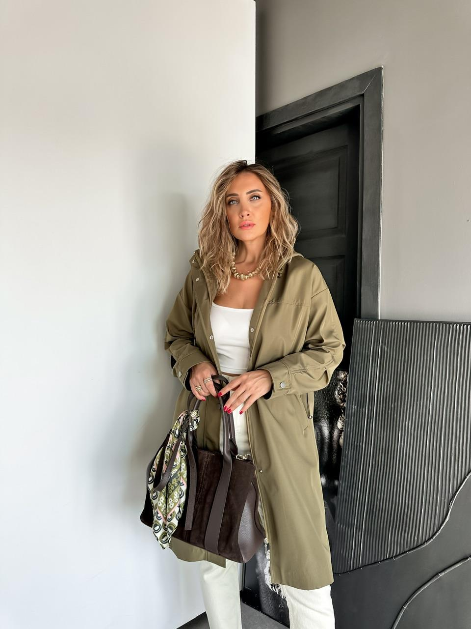 Haki Kapşonlu Çıtçıtlı Midi Boy Trençkot