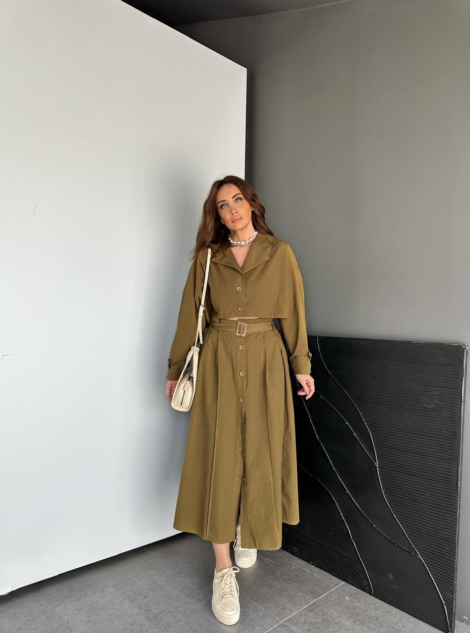 Haki Kolları Düğmeli Crop Ceket
