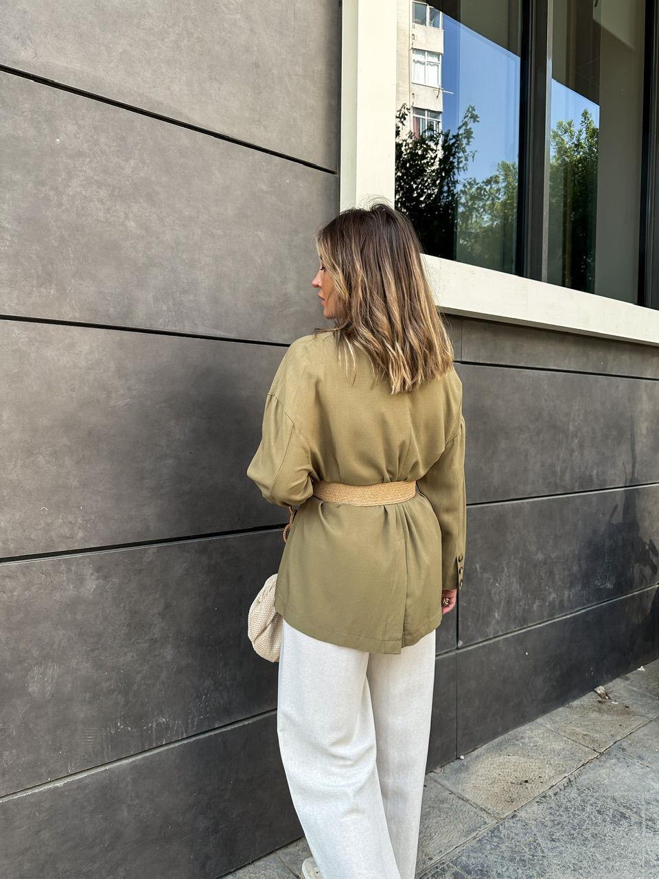 Haki Kolları Düğmeli Keten Ceket