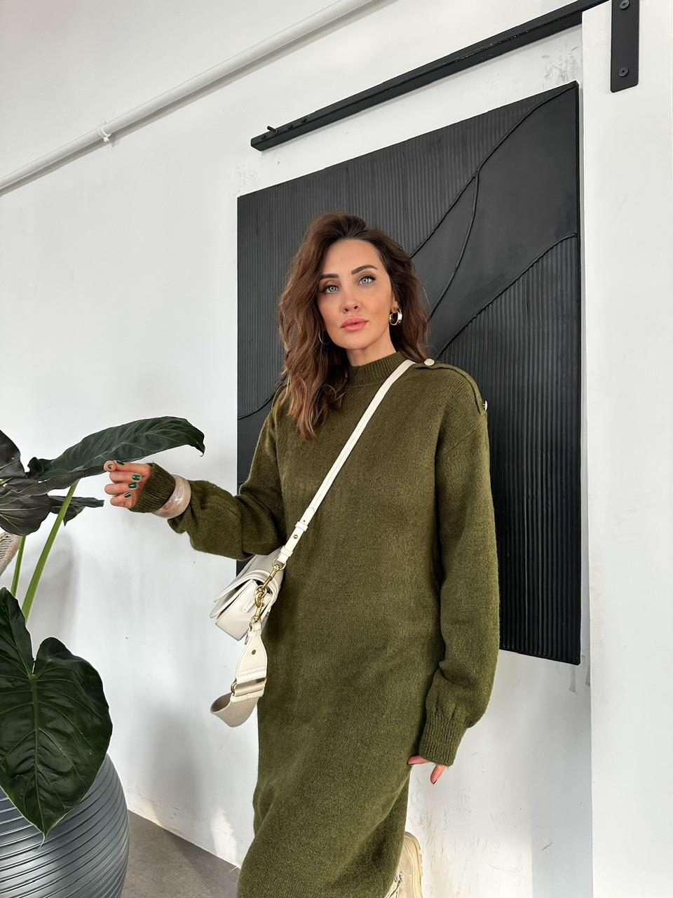 Haki Omuzları Düğmeli Triko Elbise