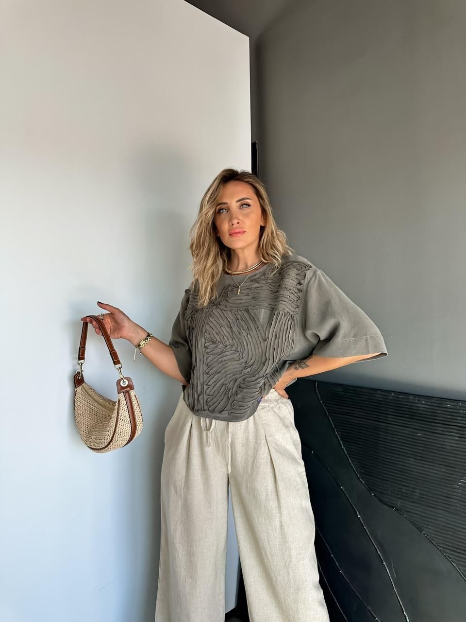 Haki Parça Dikişli Tasarım Soft Bluz