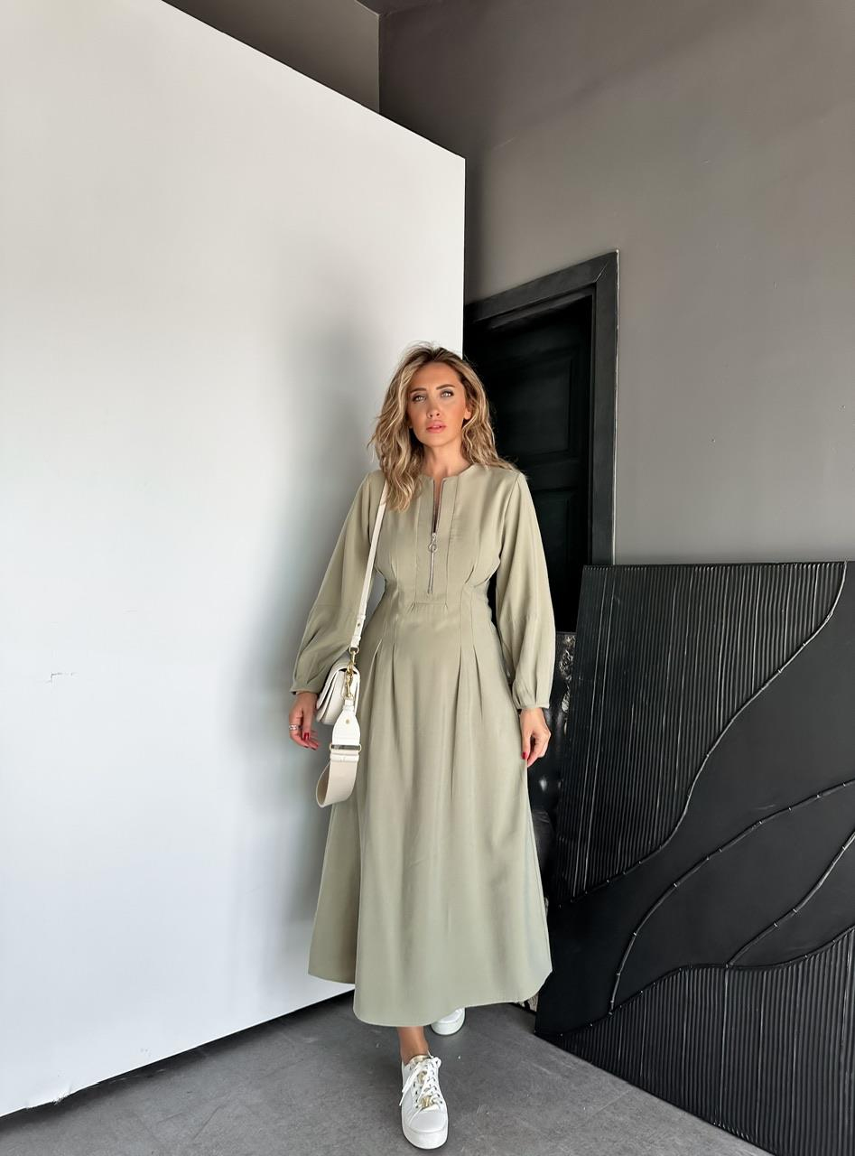 Haki Yakası Fermuarlı Pensli Elbise