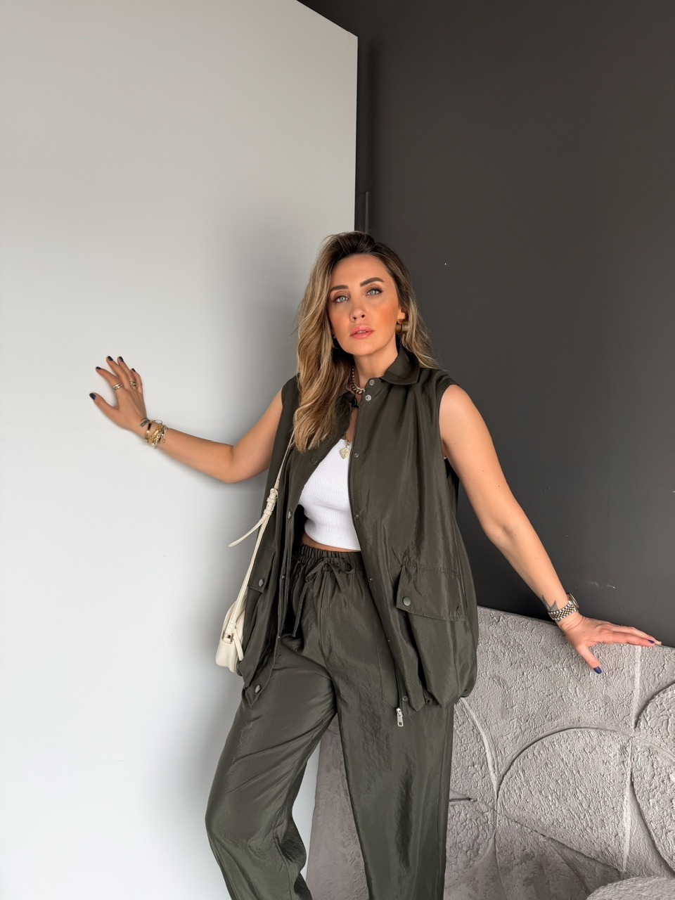 Haki Yelek Pantolon Paçası Lastikli Takım