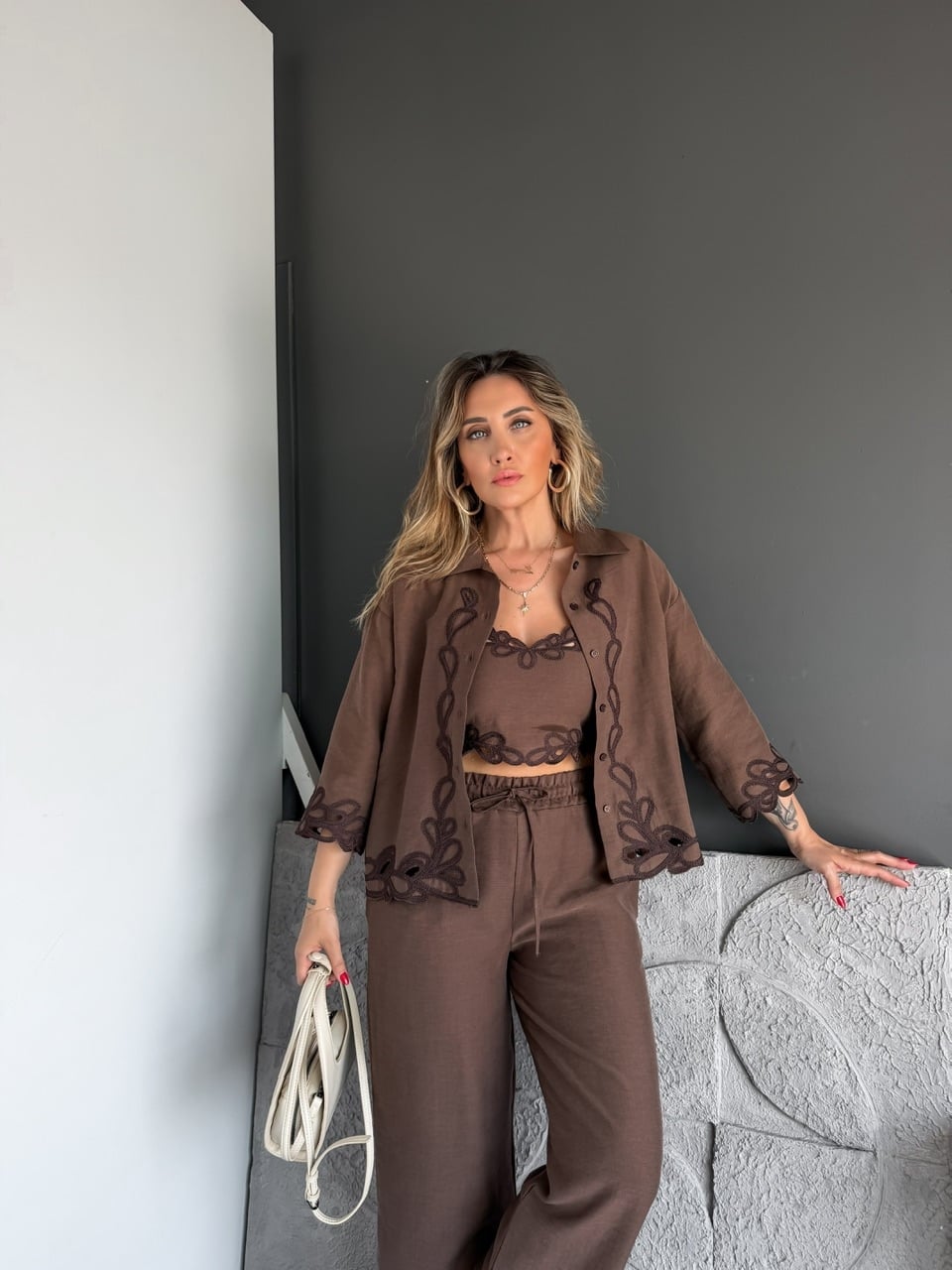 Kahve 3' Lü Premium Nakışlı Keten Takım