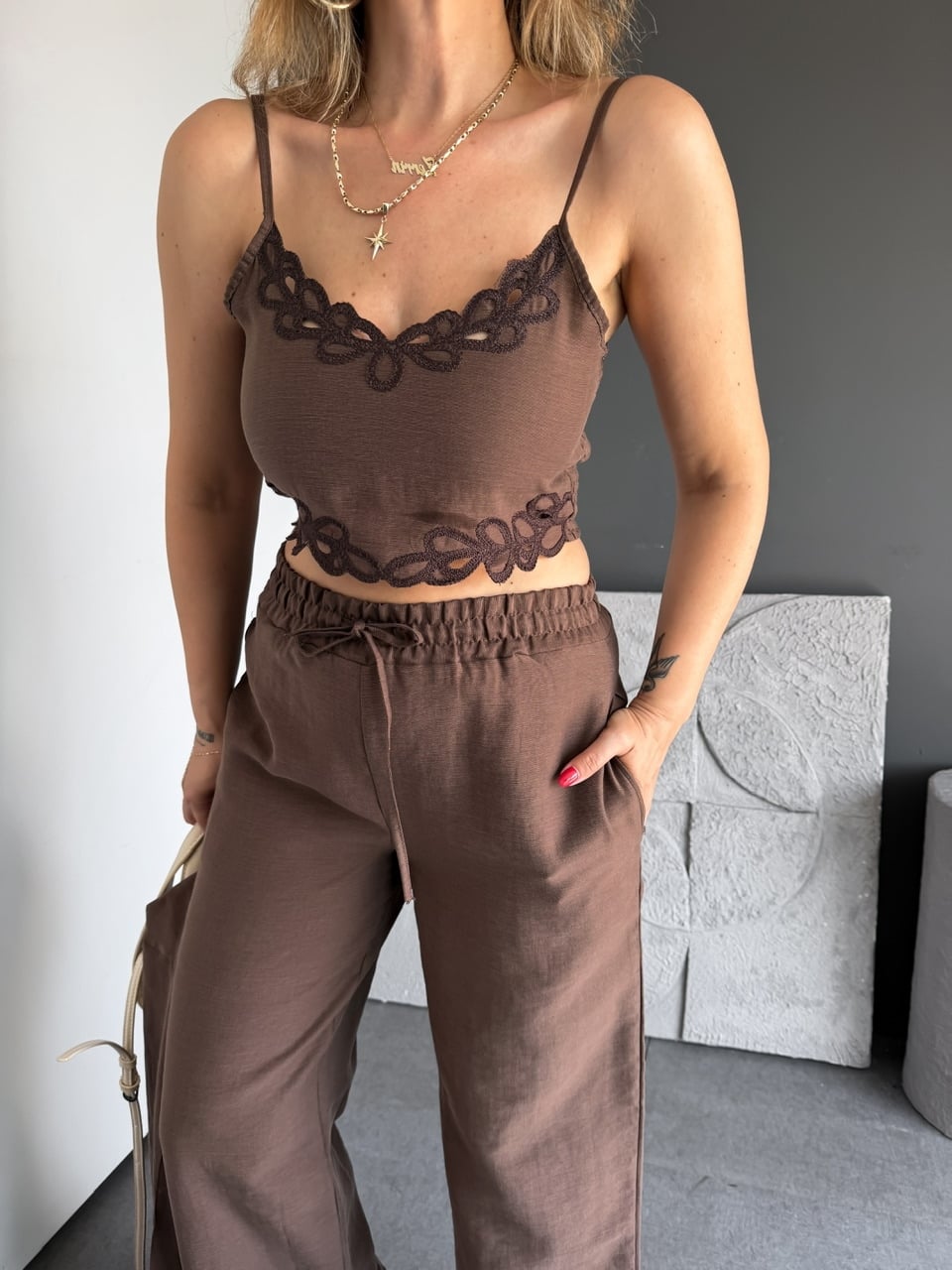 Kahve 3' Lü Premium Nakışlı Keten Takım