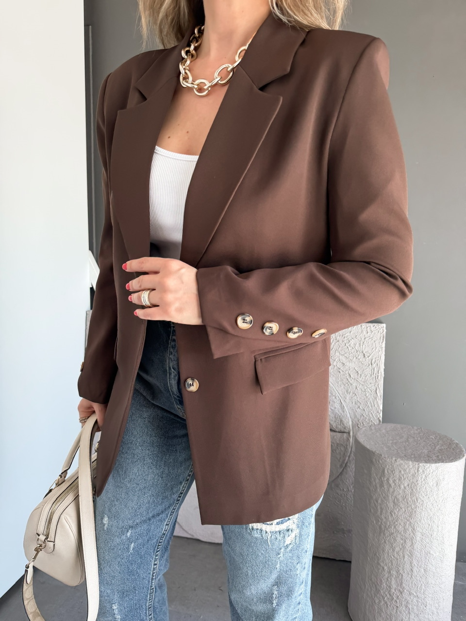 Kahve Asimetrik Düğmeli Blazer Ceket