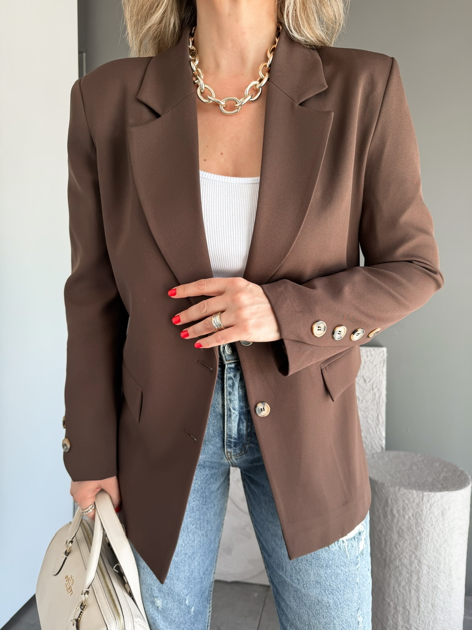 Kahve Asimetrik Düğmeli Blazer Ceket