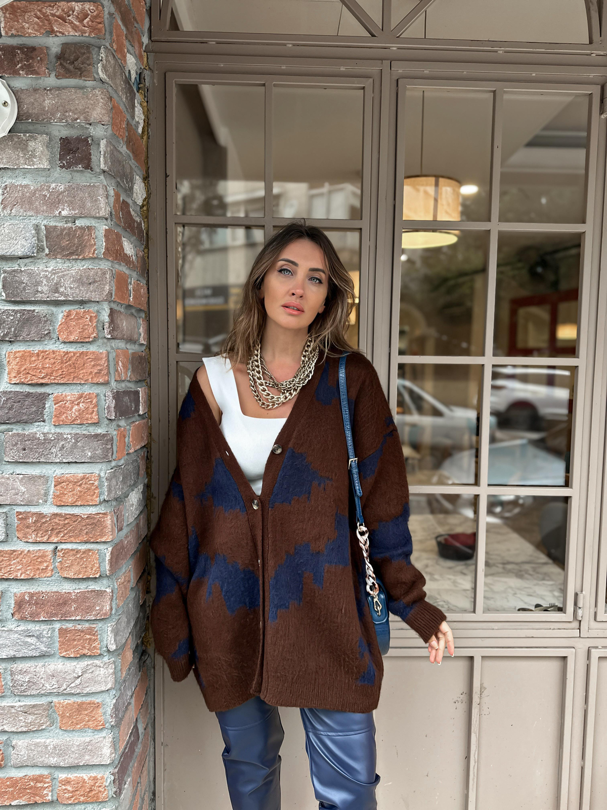 Kahve Batik Desen Dokulu Hırka