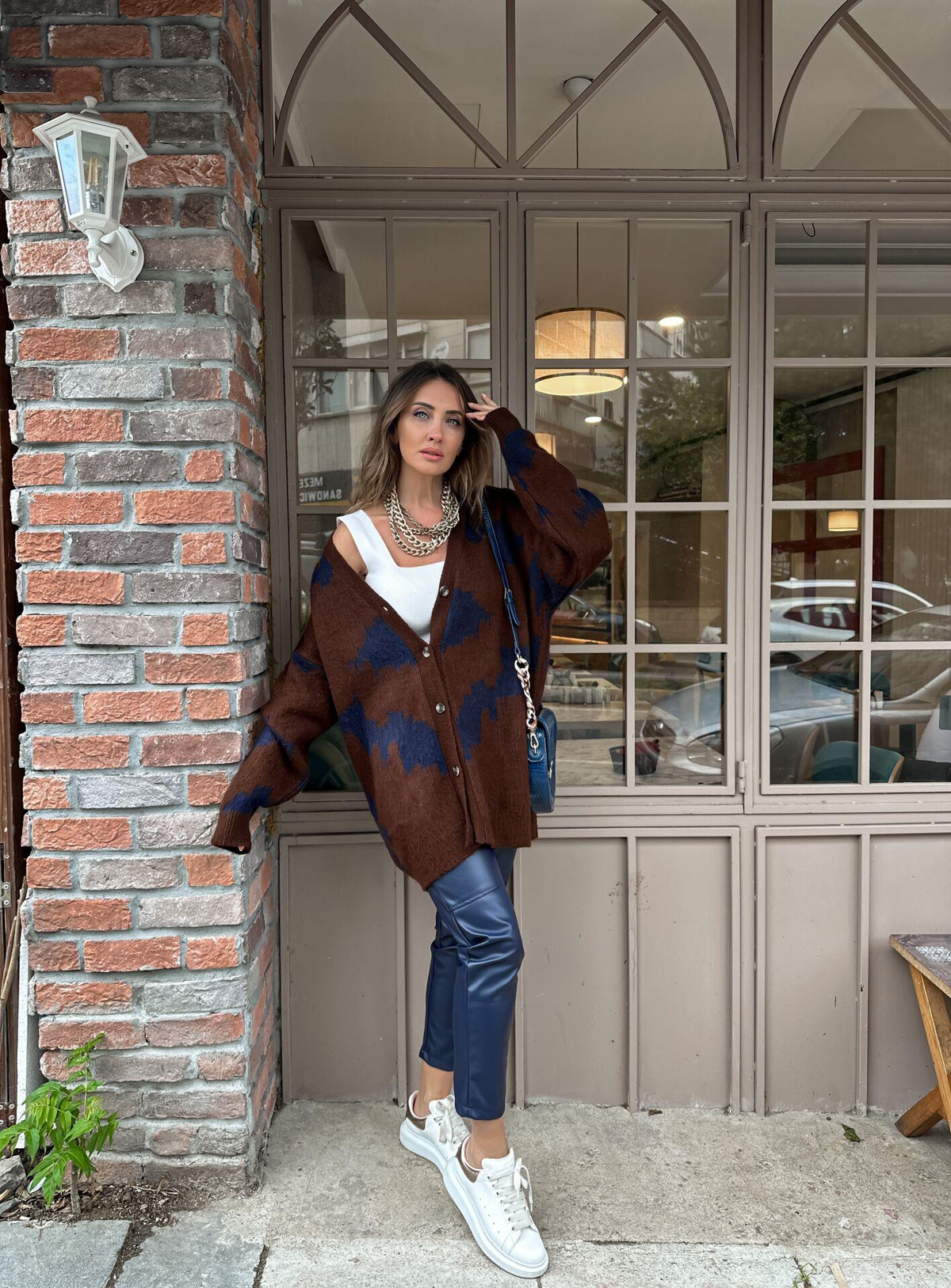 Kahve Batik Desenli Hırka