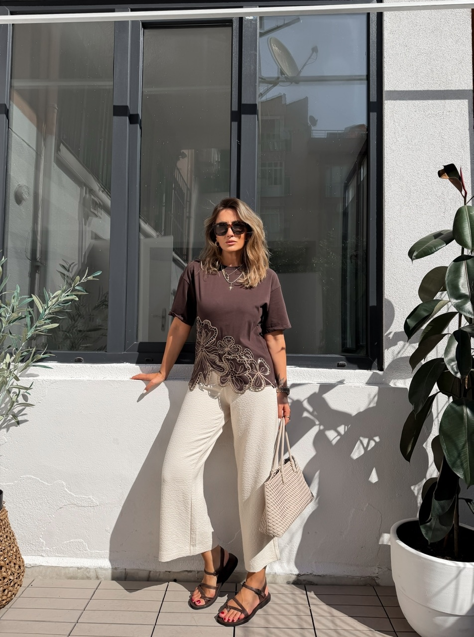 Kahve Beli Nakışlı Marka Model Tshirt