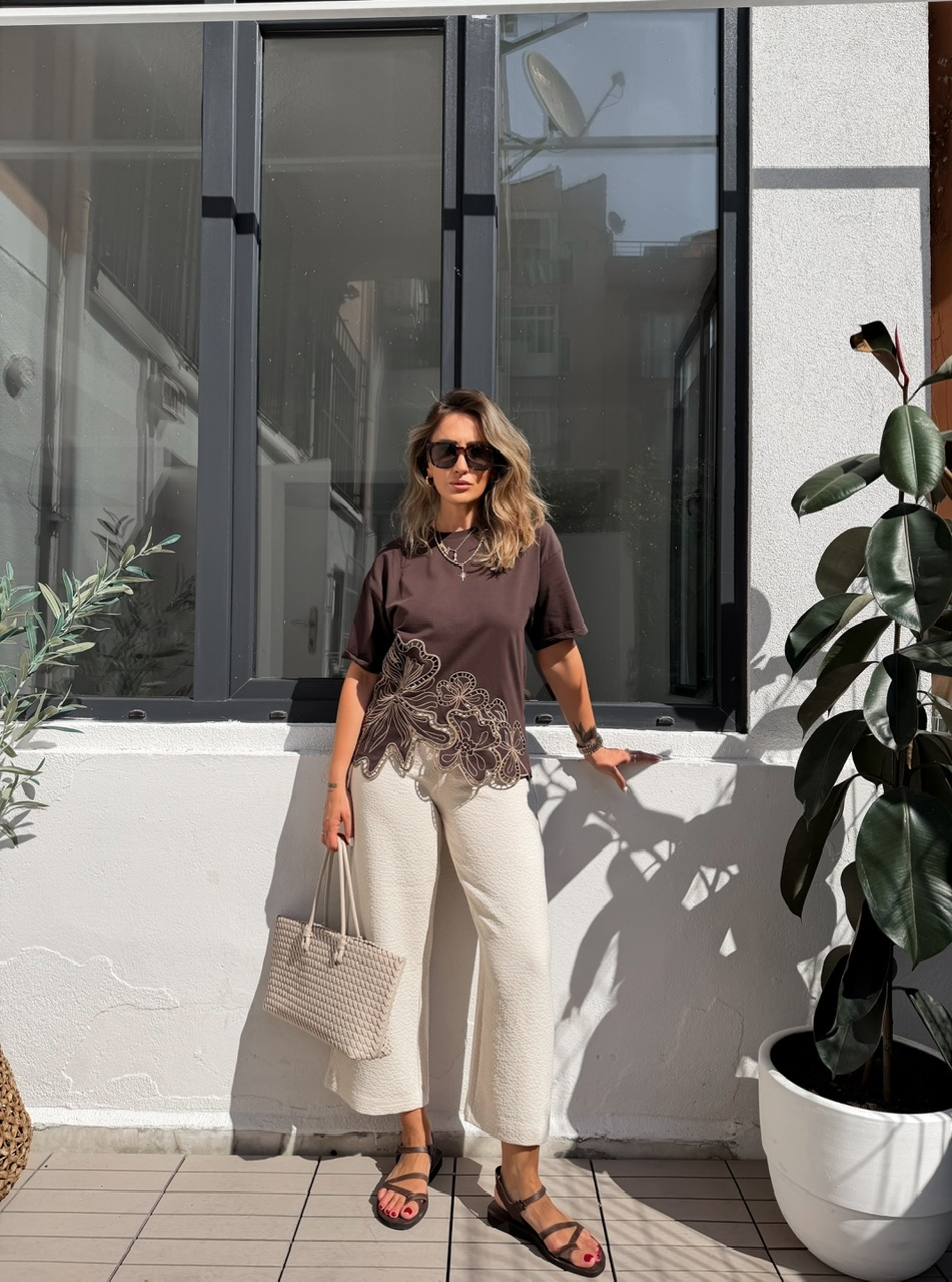 Kahve Beli Nakışlı Marka Model Tshirt