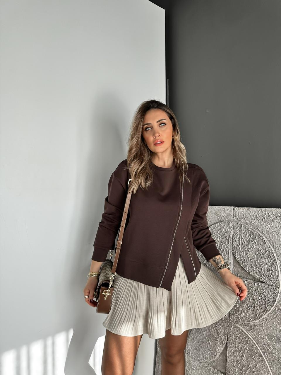 Kahve Çapraz Fermuarlı Tasarım Sweatshirt