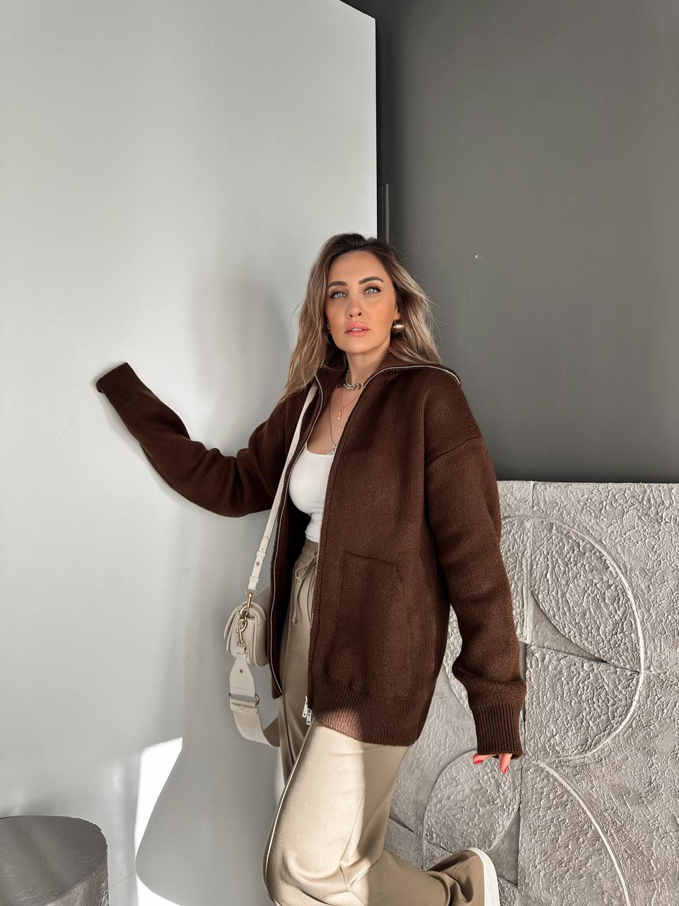 Kahve Cepli Çift Fermuarlı Hırka