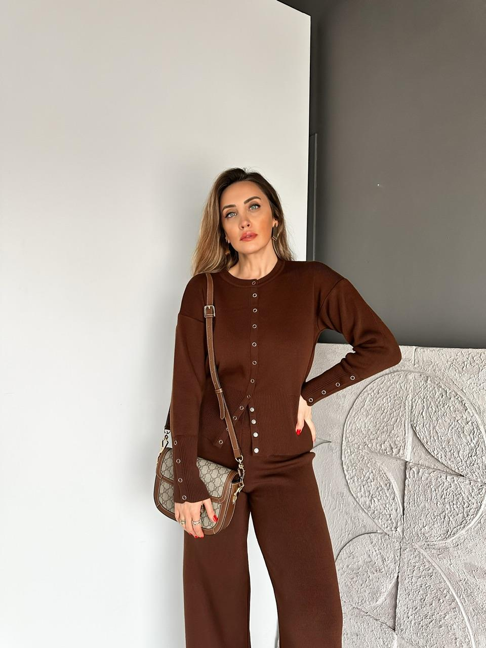 Kahve Çıtçıt Detaylı Triko Takım