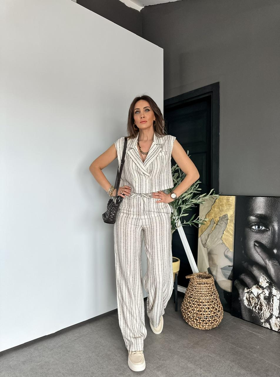 Kahve Çizgili Dokulu Keten Takım