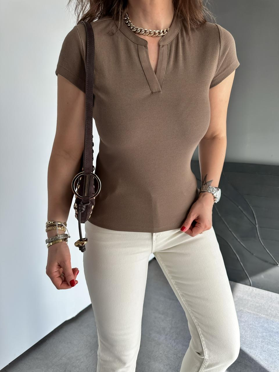 Kahve Damla Yaka Cotton Tshirt