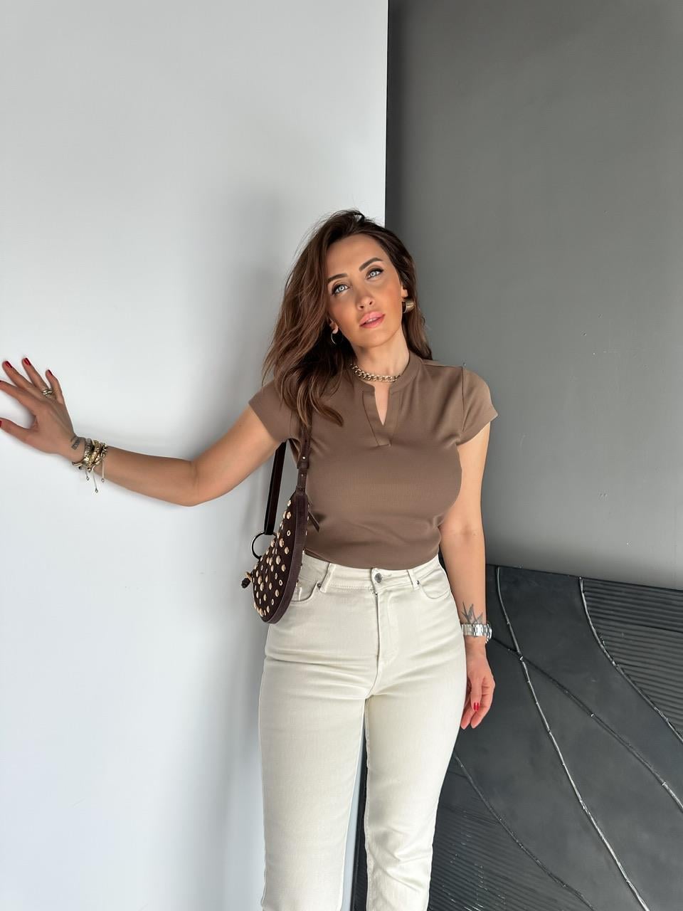 Kahve Damla Yaka Cotton Tshirt