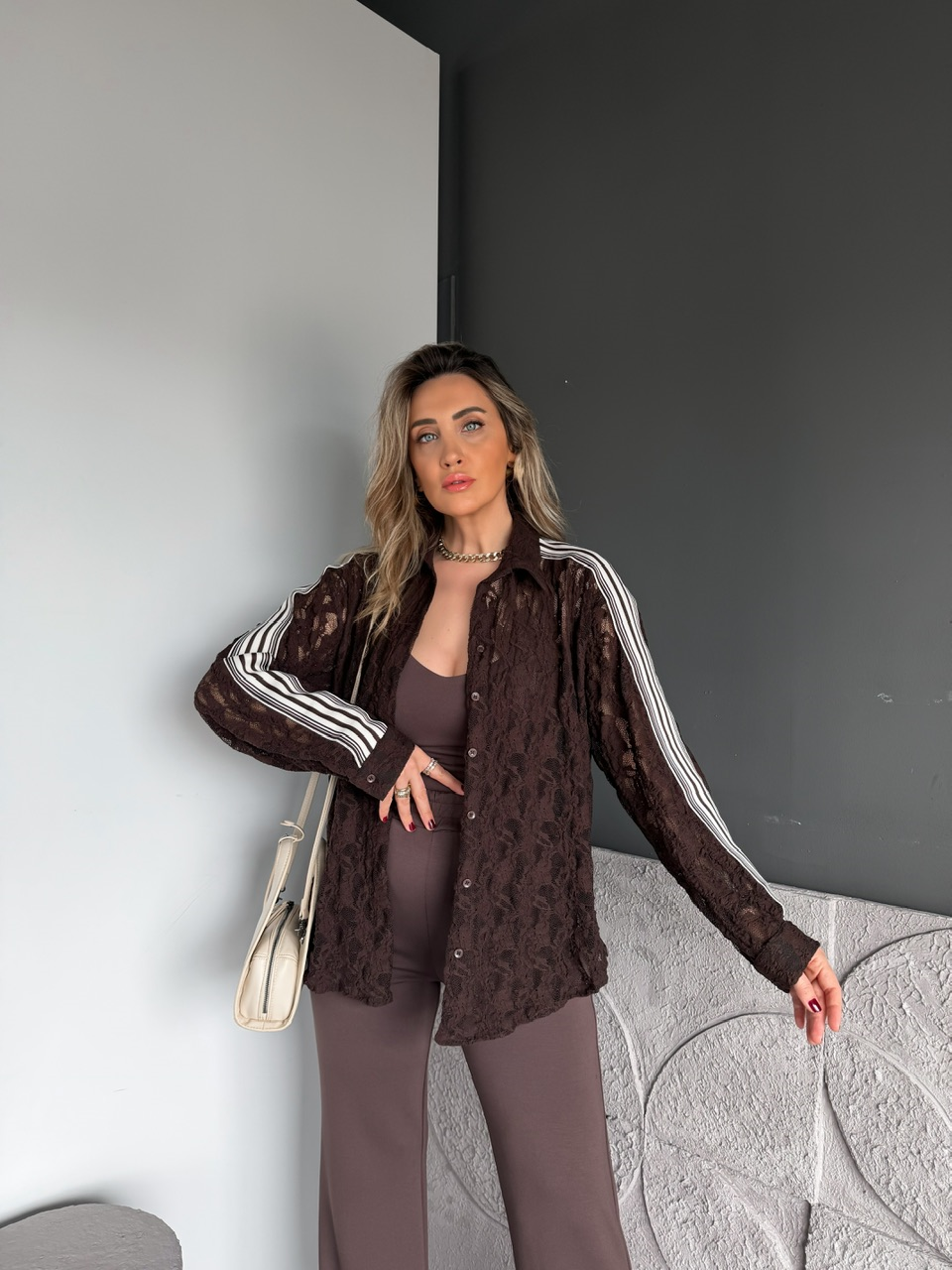 Kahve Dantel Gömlekli 3'Lü Takım