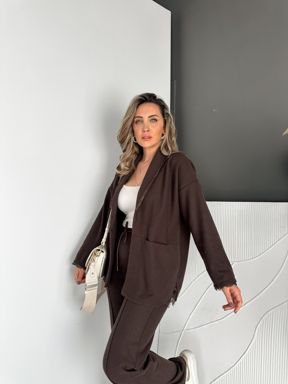 Kahve Dantelli Kaşkorse Takım
