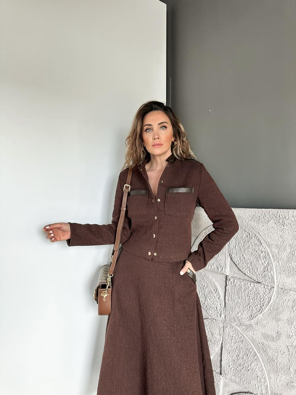 Kahve Deri Parçalı Etekli Takım