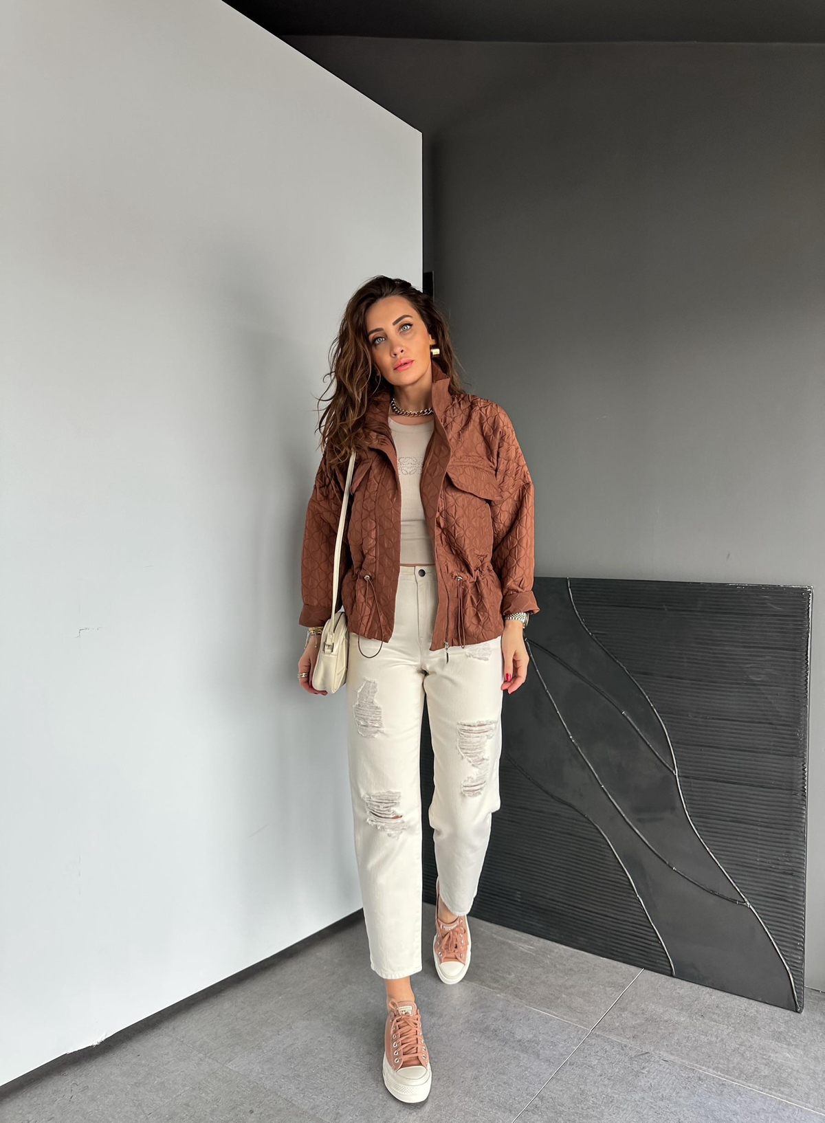 Kahve Dokulu Beli Büzgülü Ceket