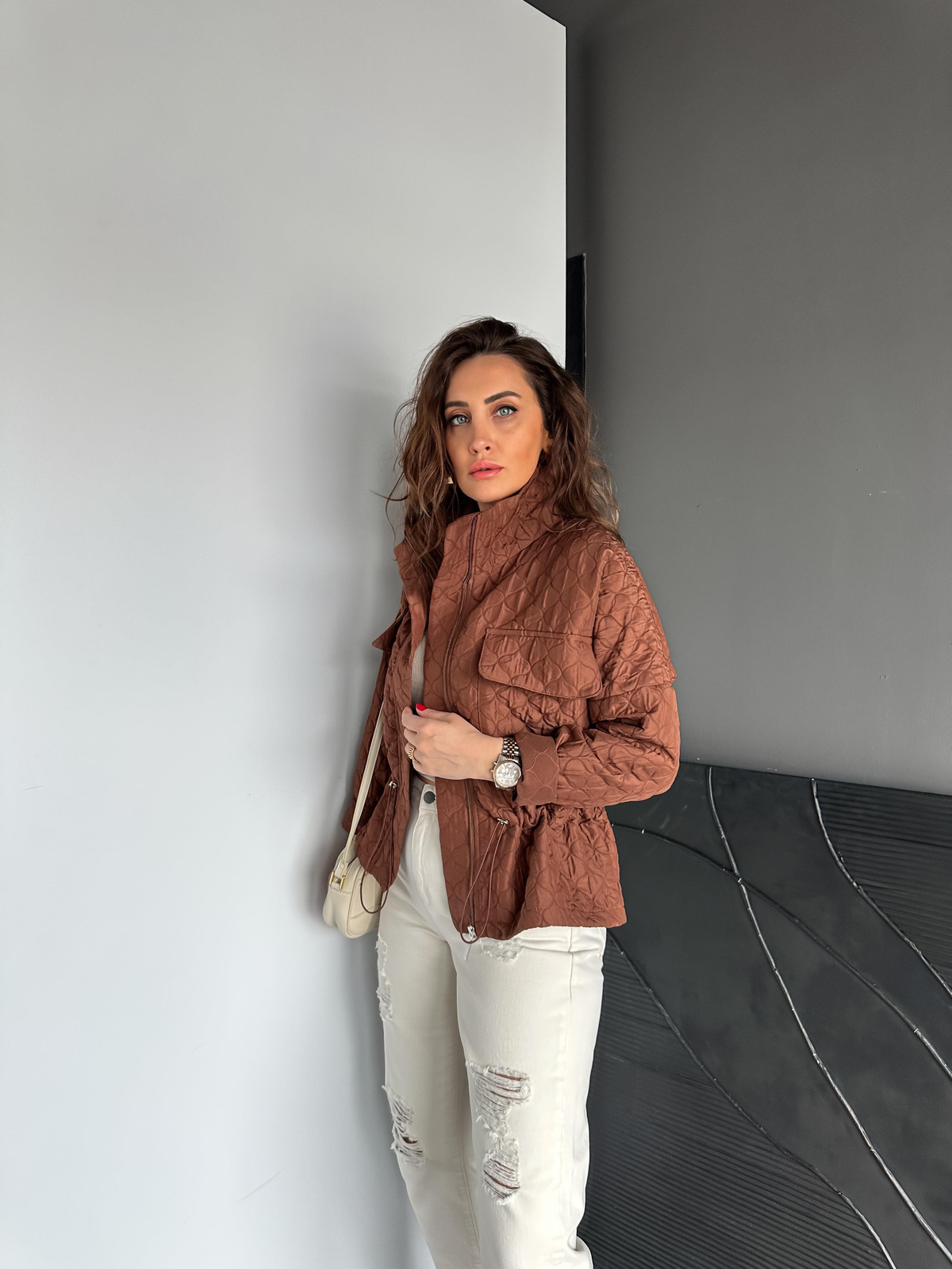 Kahve Dokulu Beli Büzgülü Ceket