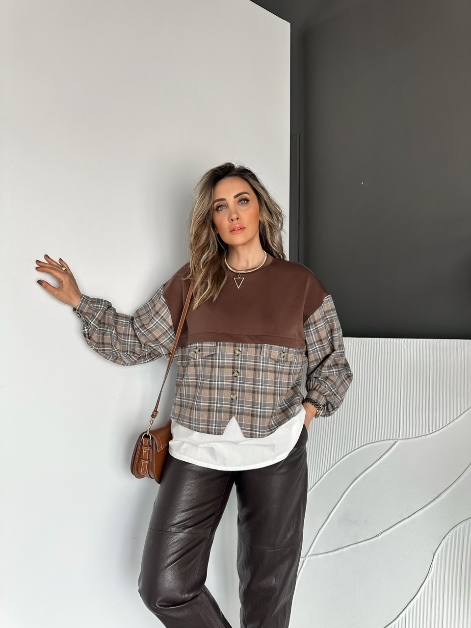 Kahve Ekose Gömlek Detaylı Sweatshirt