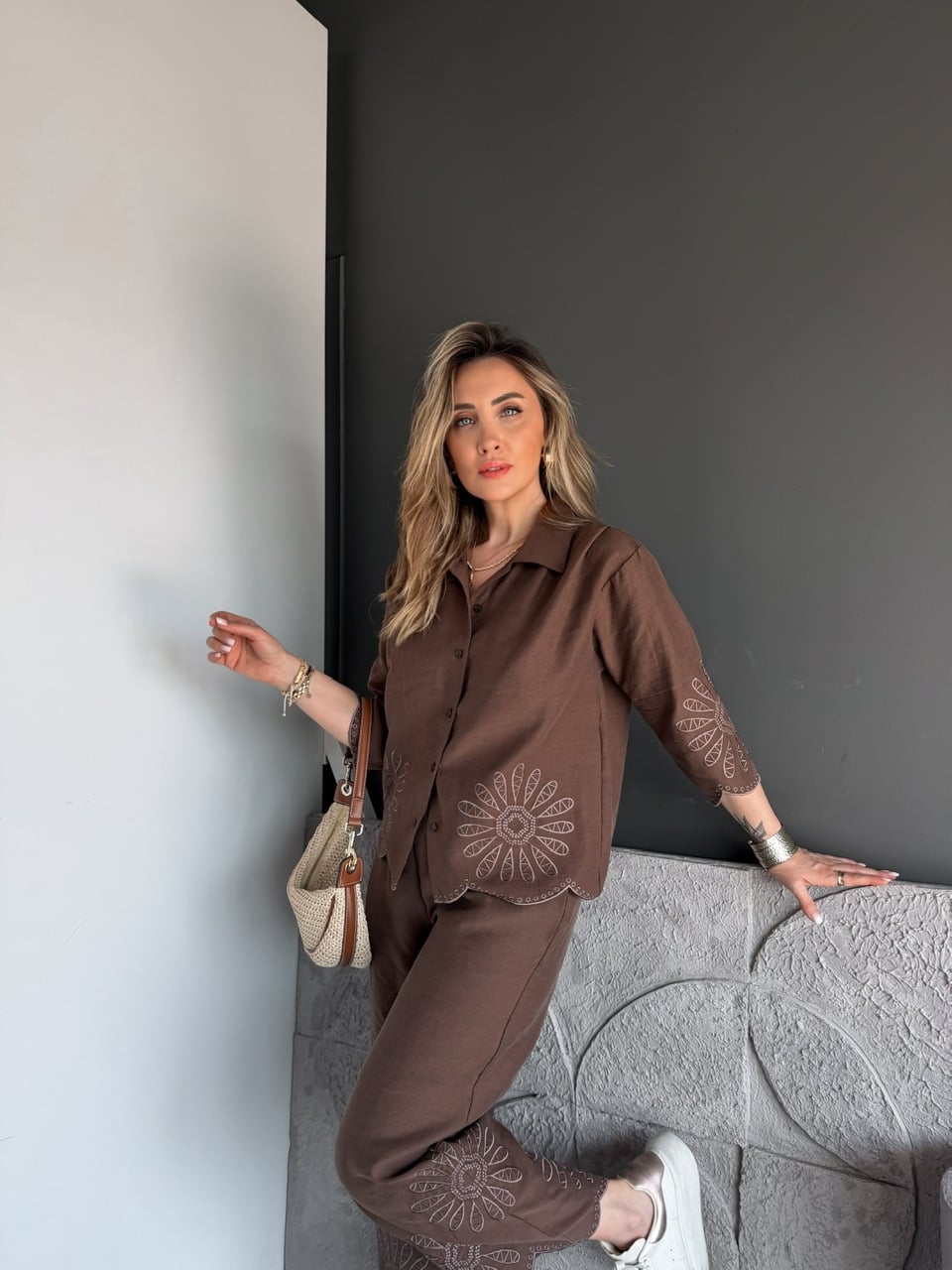 kahve Eteği Nakışlı Premium Keten Takım