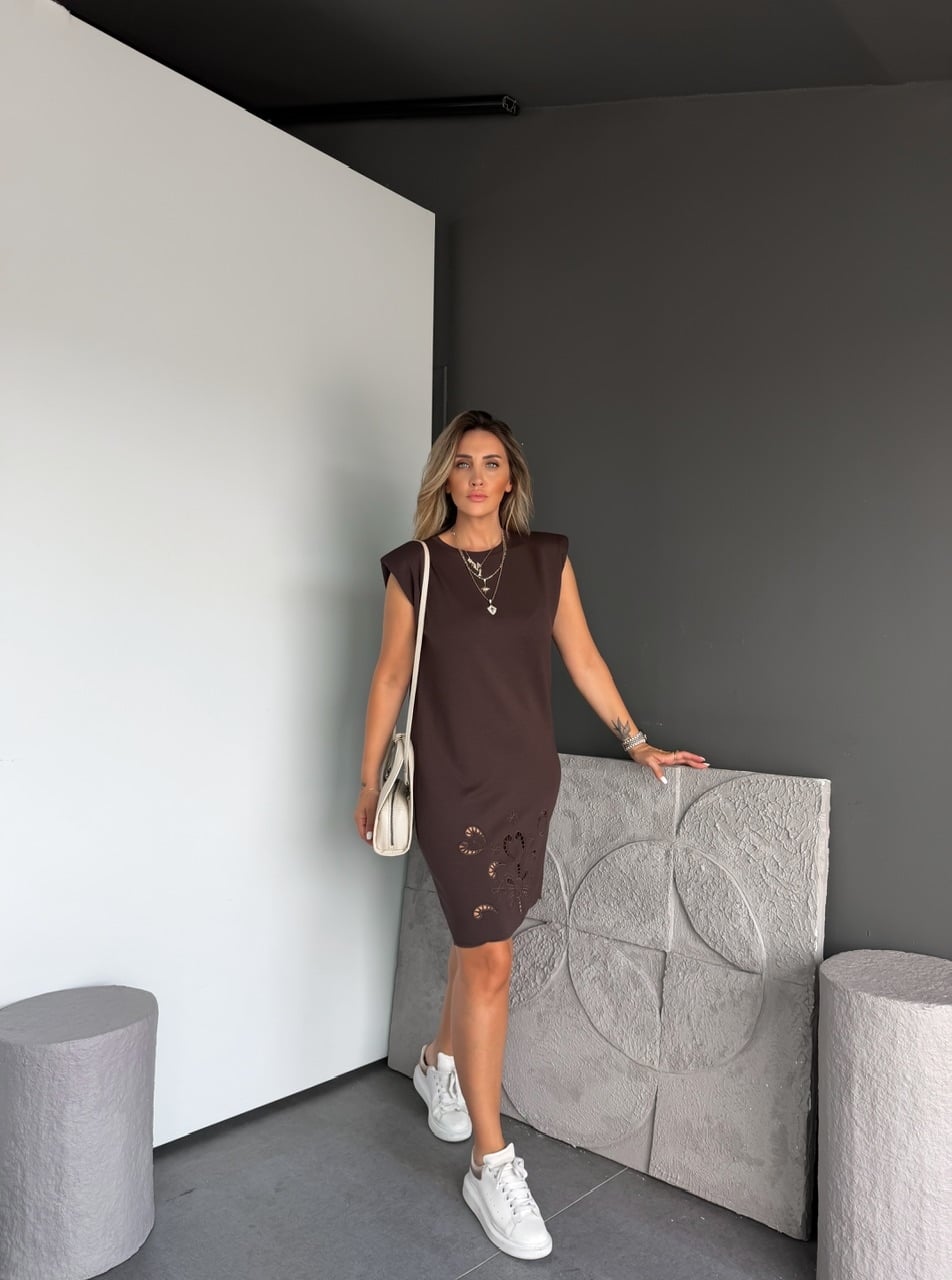 Kahve Etek Ucu Nakışlı Vatkalı Modal Elbise