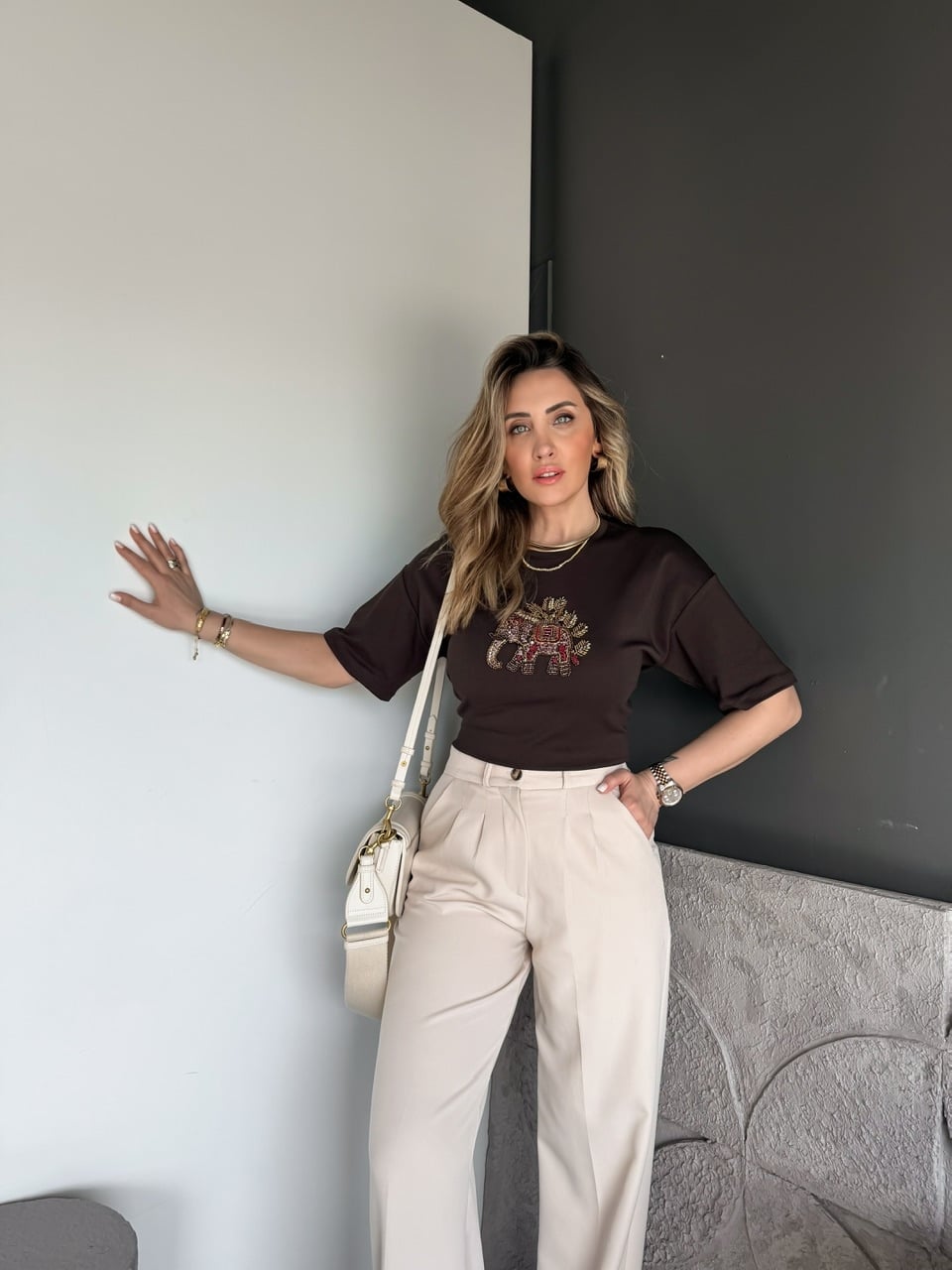 Kahve Fil Nakışlı Cotton Tshirt