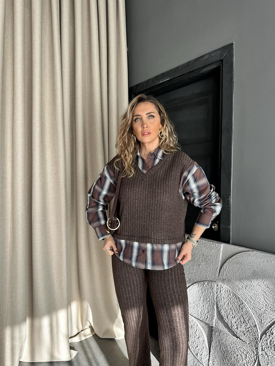 Kahve Gömlekli Kaşkorse Takım