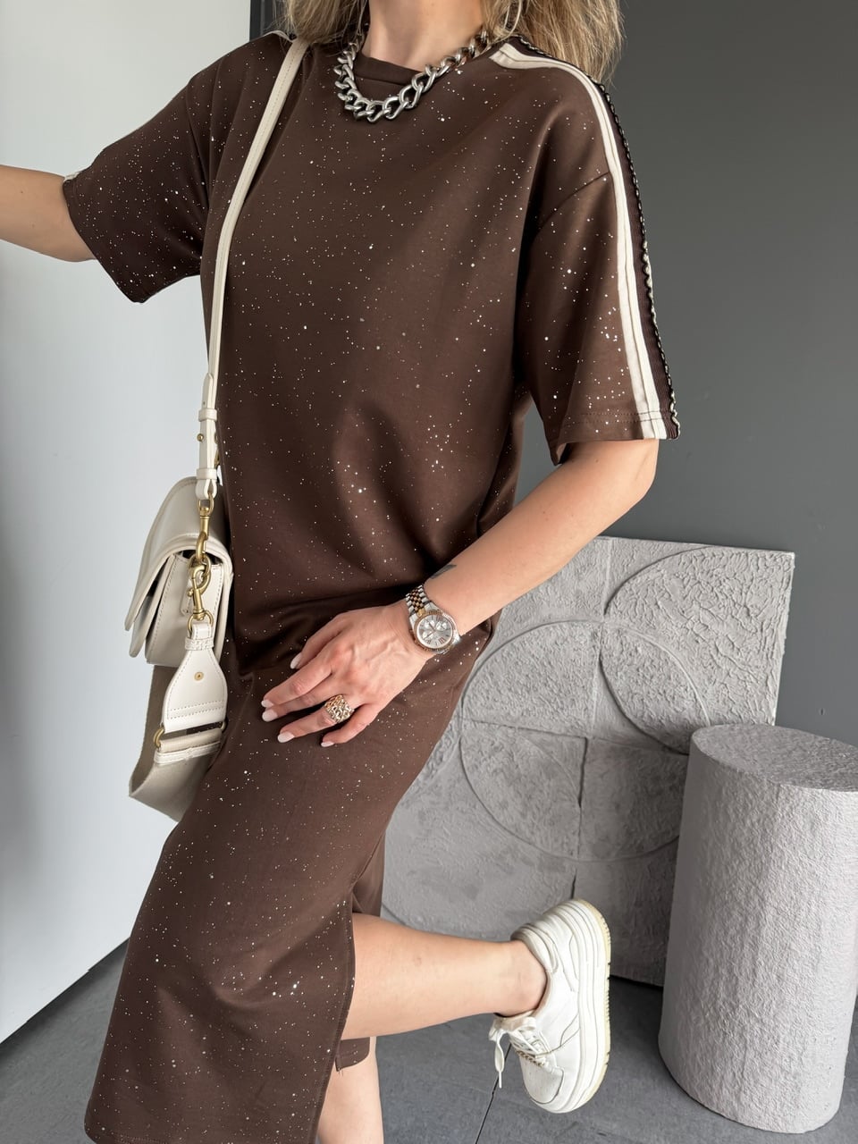 Kahve Işıltılı Şeritli Modal Elbise