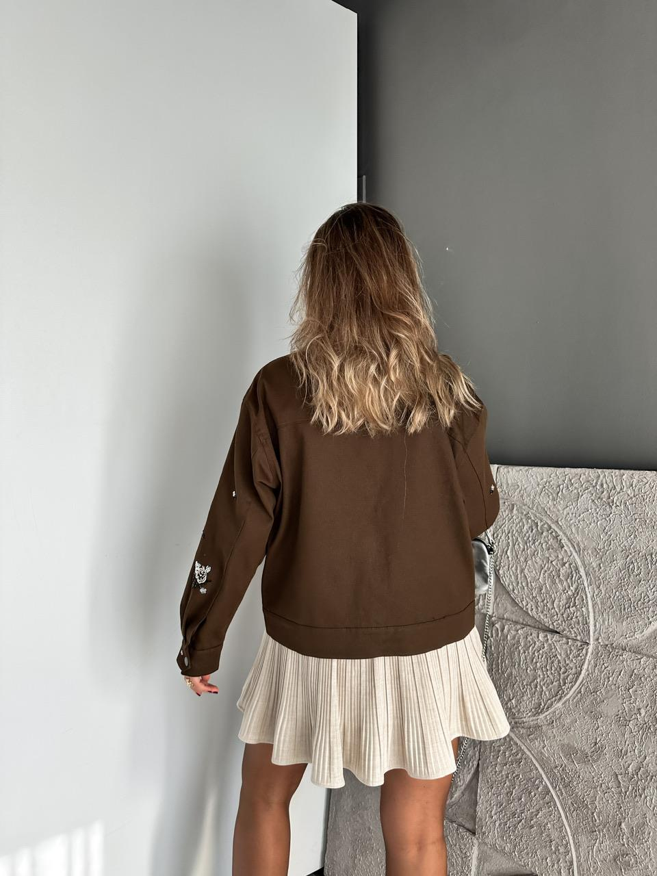 Kahve İşlemeli Premium Ceket